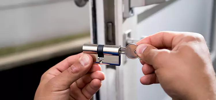 Emergency Locksmith for House Santa Maria